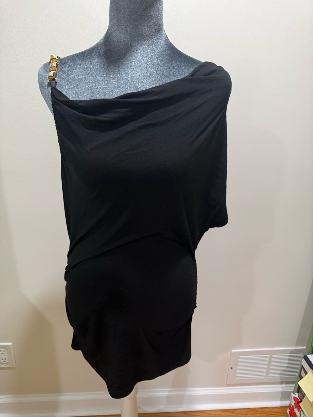 Vince Camuto Black Top with gold clasp